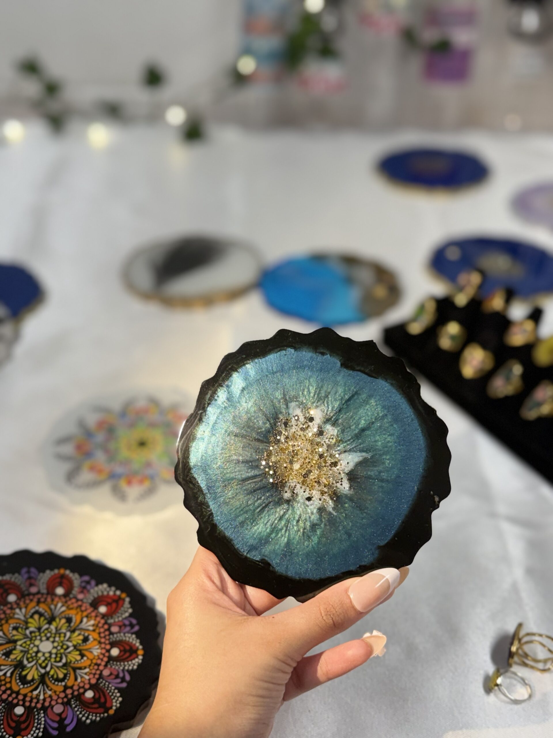 Midnight Sapphire Resin Geode Coaster with Gold Edge – Handmade Luxury Home Accent (4 pieces Set) - Image 4