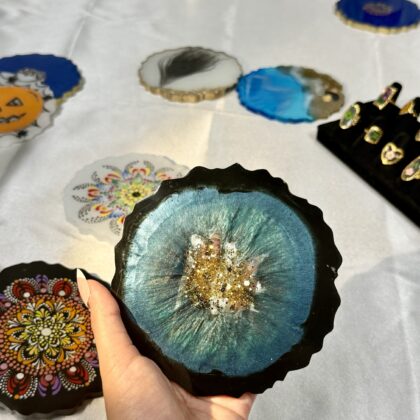 Midnight Sapphire Resin Geode Coaster with Gold Edge – Handmade Luxury Home Accent (4 pieces Set)