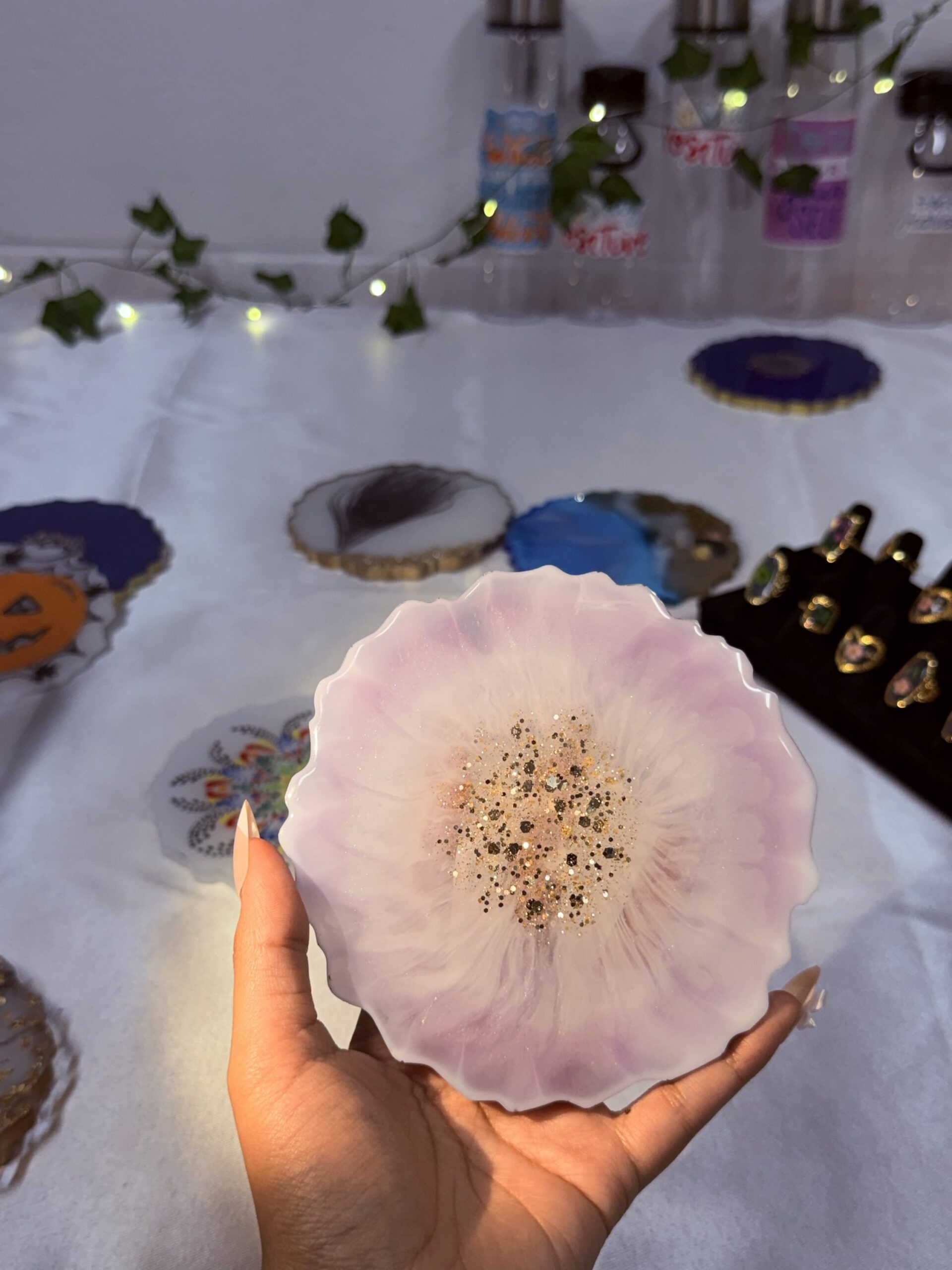 Lavender Bloom Resin Coaster – Silver-Edged Floral Burst with Glitter Core