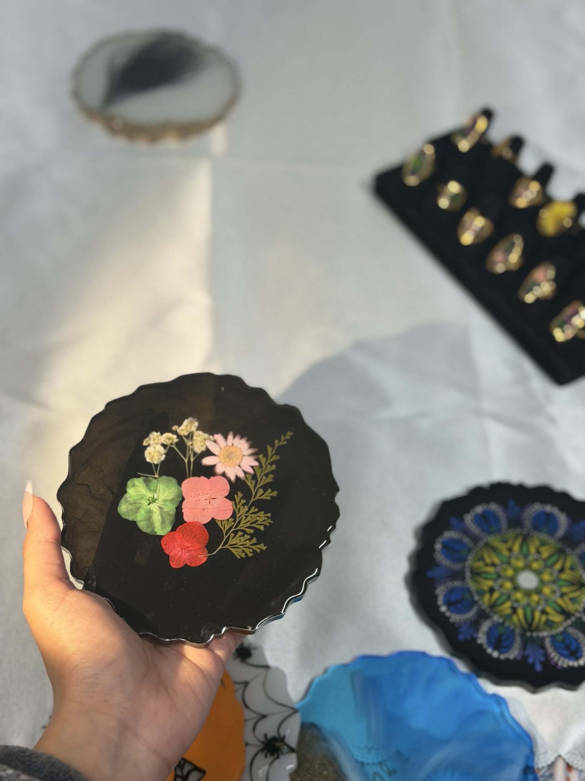 Midnight Bloom Resin Coaster – Black Base with Real Pressed Flowers